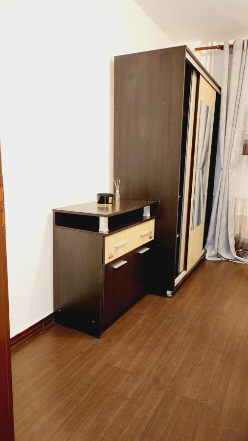 בוקרשט Two Bedroom Aparthotel With Garden View מראה חיצוני תמונה