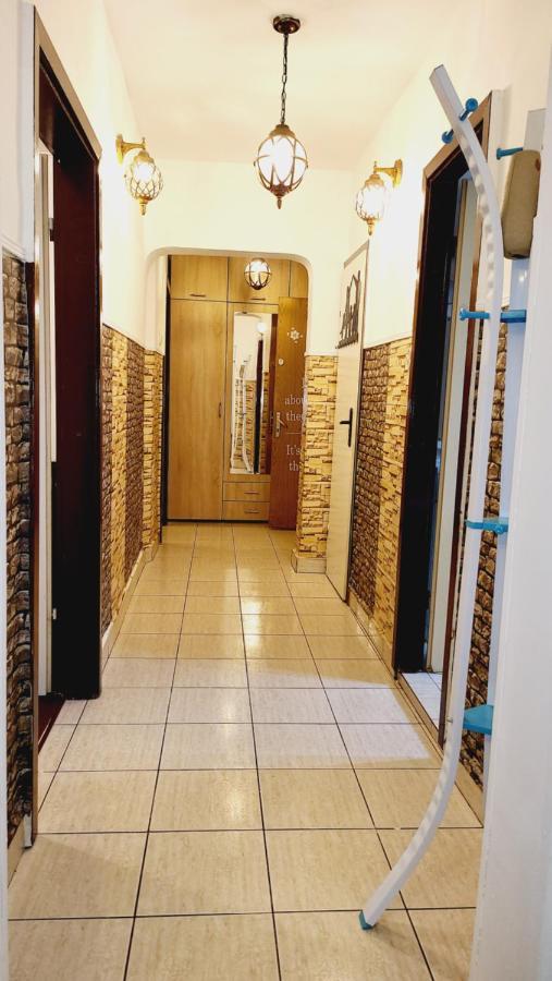 בוקרשט Two Bedroom Aparthotel With Garden View מראה חיצוני תמונה